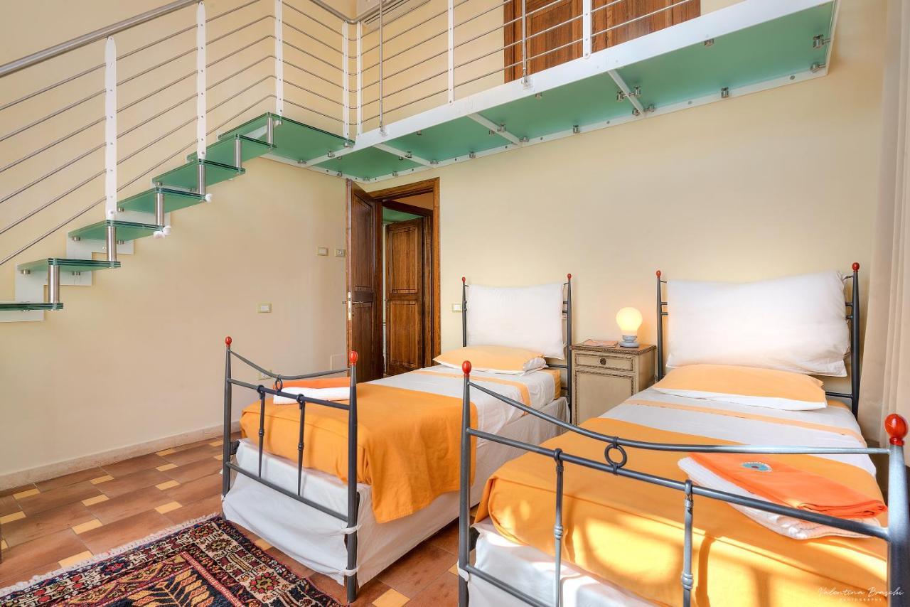 Tenuta Pakravan Papi Aparthotel Riparbella