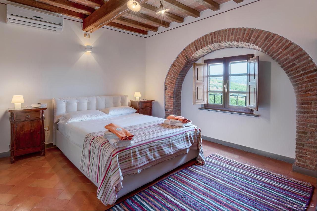 Tenuta Pakravan Papi Aparthotel Riparbella
