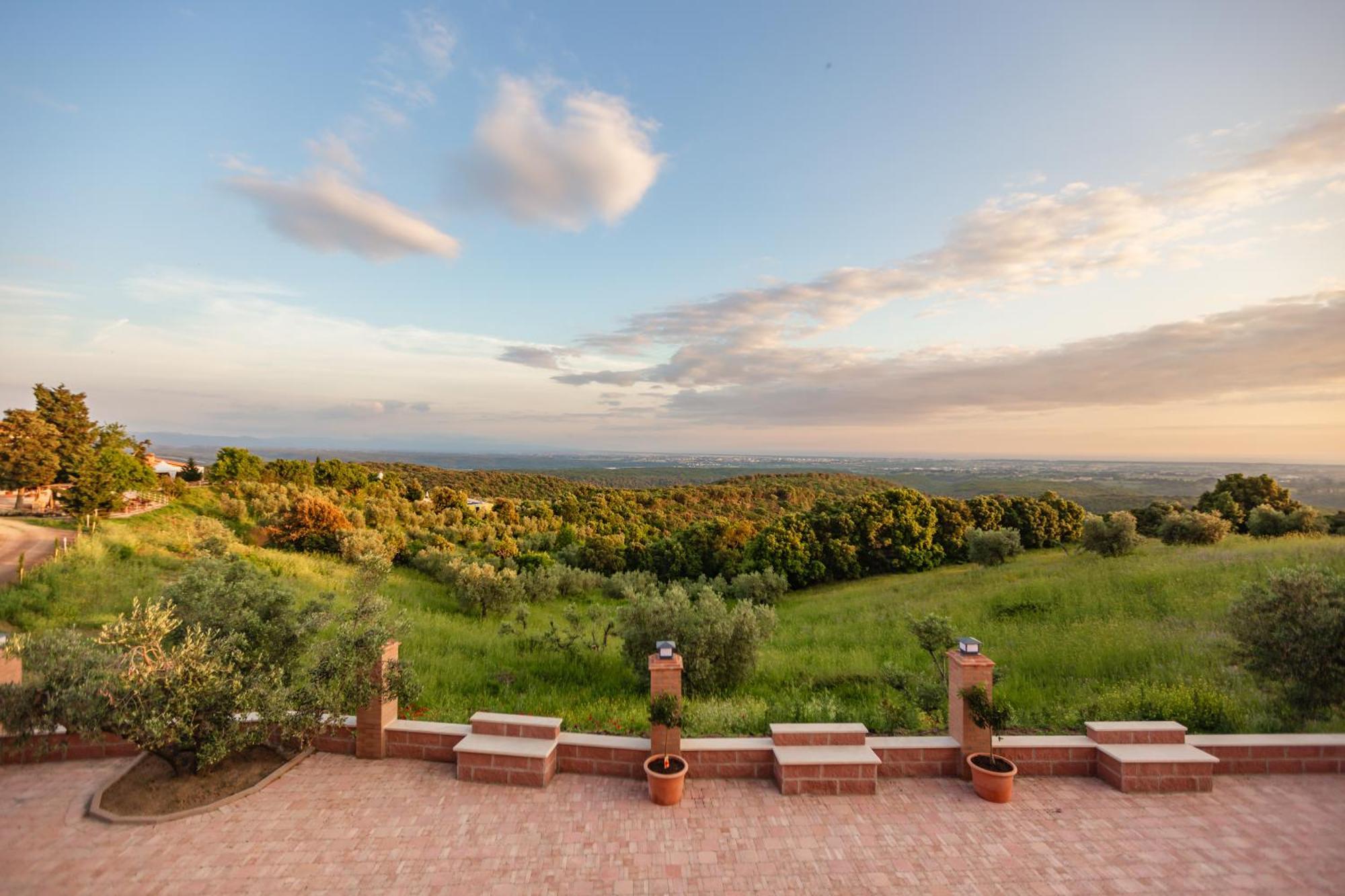 Tenuta Pakravan Papi * Riparbella