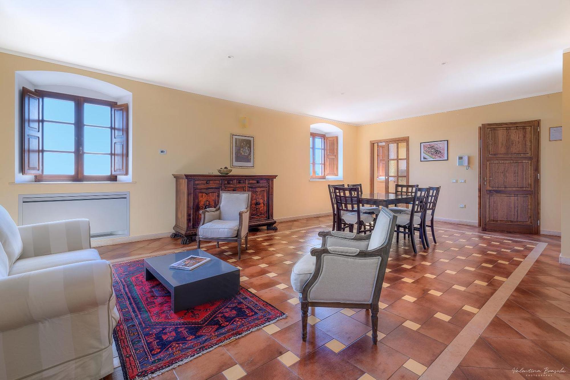 Tenuta Pakravan Papi * Riparbella
